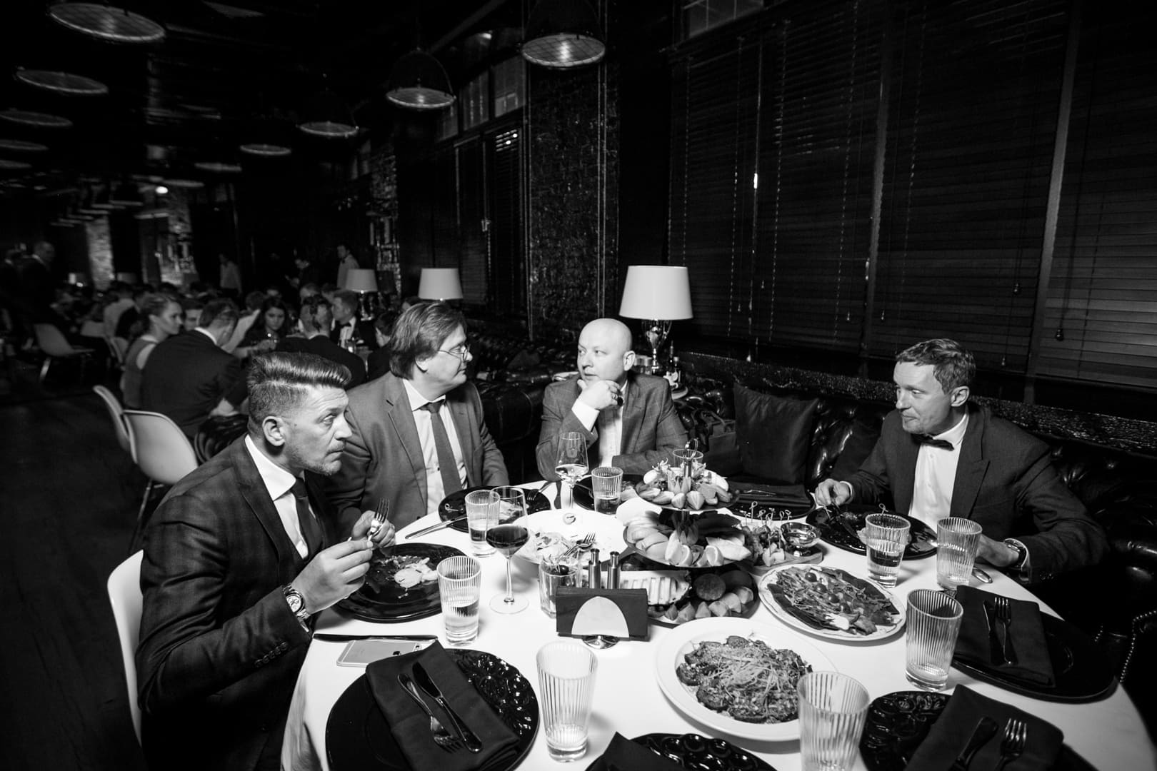 Тосты на официальном приёме DoctorTeam