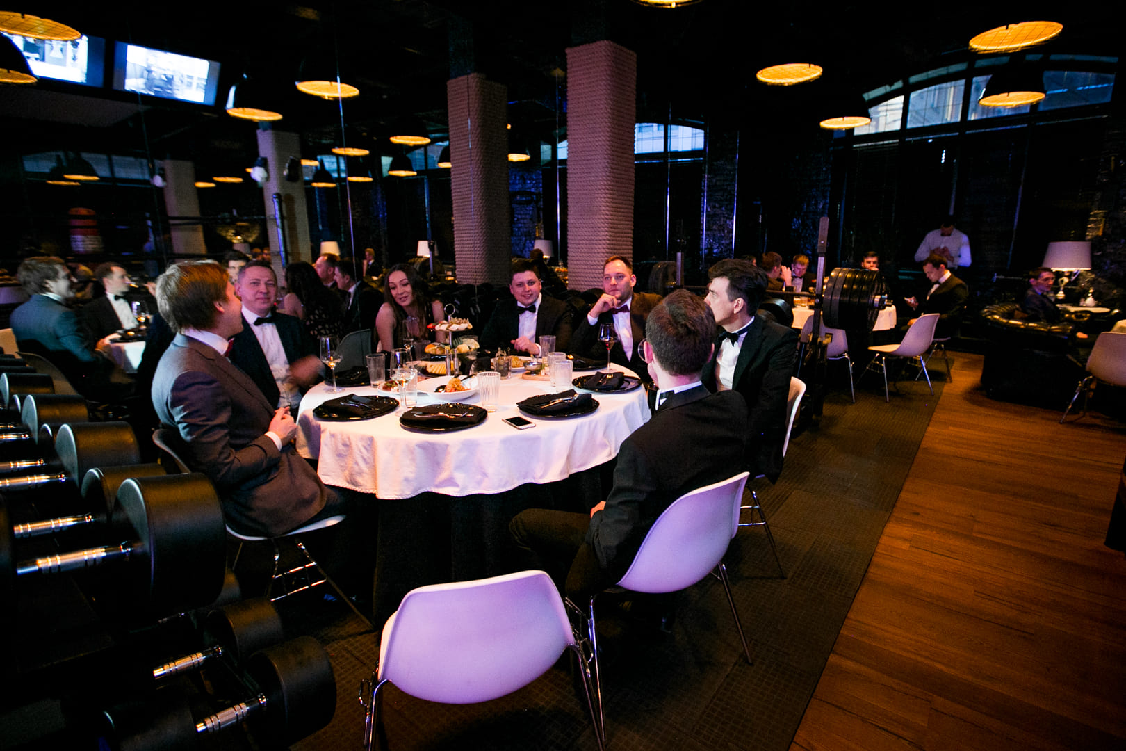 Бизнес-завтрак для лидогенерации — нетворкинг за столом